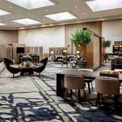 Marriott Cincinnati North Dining/Meeting Rooms