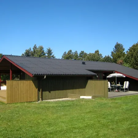 "Gunsten" - 2.3km from the Sea