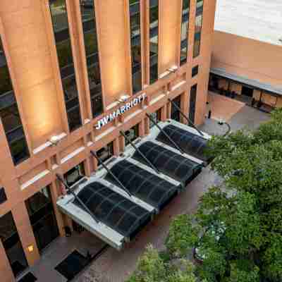 JW Marriott Houston by the Galleria Hotel Exterior