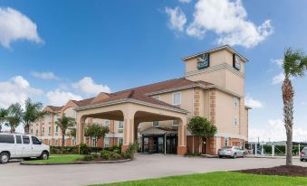 Quality Inn & Suites Houma