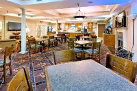 Holiday Inn Express Hotel & Suites Cullman, an IHG Hotel - Frühstück