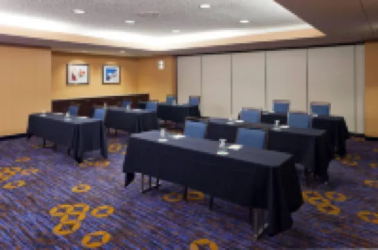 Courtyard Boulder Broomfield