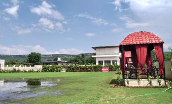 Aravalli Hill Resort