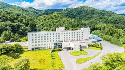 施設外観 まかど観光ホテルの写真