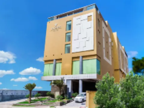 Hotel Vivera Grande Hotels in Dindigul