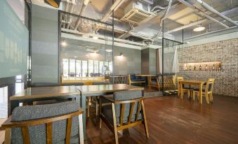 Jeongseon Maple Tourist Hotel - Housity