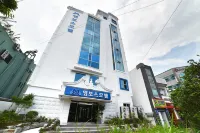 Mokpo Emboss Hotels near Mokpo Gatbawi Rock