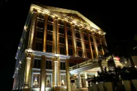 Ramada by Wyndham Amritsar Hotel in zona Akal Takht