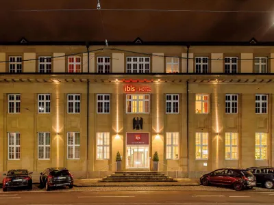 Ibis Karlsruhe Hauptbahnhof Hotels near Karlsruher Hauptfriedhof