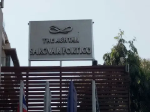 The Ashtan Sarovar Portico Hotel dekat Hauz Khas Village