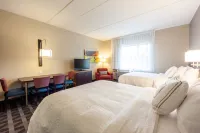 TownePlace Suites Front Royal Hôtels à : Comte de Warren