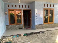 Omah Syariah 7A Bu Endang Hotel a Wonogiri