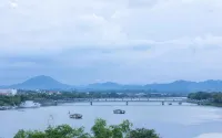 Charming Riverside Hotel