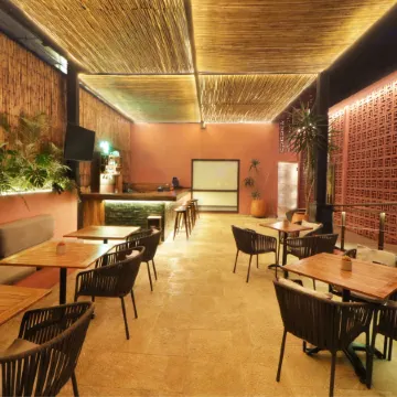 City Centro by Marriott Oaxaca Отели рядом с достопримечательностью «Церковь Санто-Доминго»