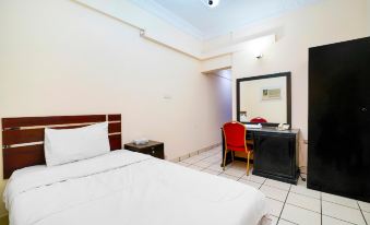 OYO 124 Al Salam Palace Hotel