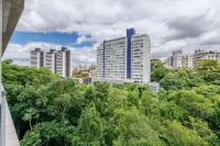 Trend Nova Carlos Gomes - 406 Hotels in Porto Alegre