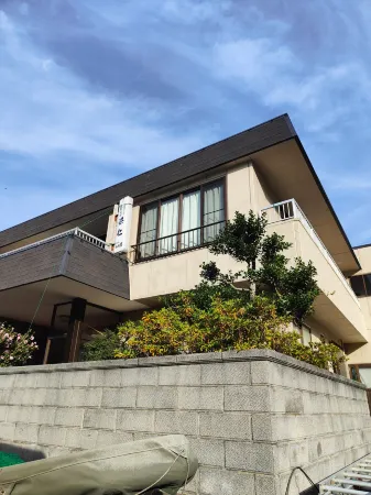 Minsyuku Hamani Отели рядом с достопримечательностью «Mikatagoko»