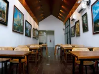 Briggs Inn Surabaya Hotels in Wonokromo