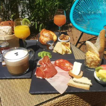 Hotel Brise de Mer - Piscine intérieure & extérieure