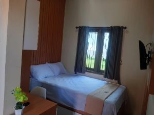 Capital O 93719 Homestay Omah Bidadari