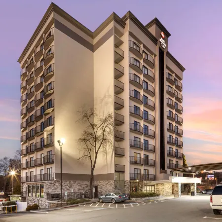 Best Western Plus Atlanta Airport-East Отели в г. Хейпвиль