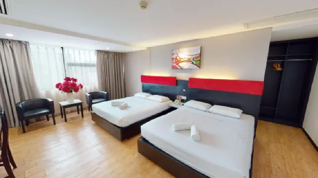 โรงแรมเรดร็อค