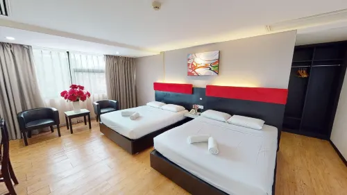 ريد روك هوتل