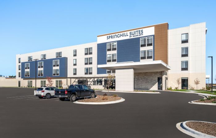 SpringHill Suites Menomonee Falls