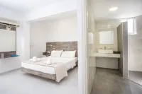 Anika Studios - balcony