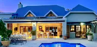 Summit Place Guesthouse Hotel di Constantia