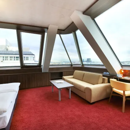 Simm's Hotel - Cityhotel Next to Metro U3 Отели рядом с достопримечательностью «Автовокзал Эрдберг»
