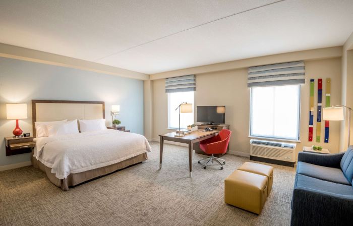 Hampton Inn and Suites Tulsa Downtown