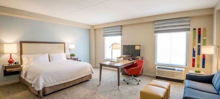 Hampton Inn and Suites Tulsa Downtown Hotels in Tulsa