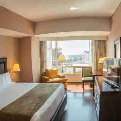Hotel Clarion Suites Guatemala Rooms
