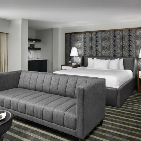 Hotel Arts