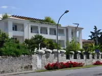 Tobago Hotels in Garda