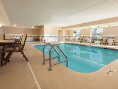 Country Inn & Suites by Radisson, Clinton, IA Hotels in Clinton