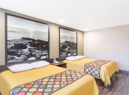 Super 8 by Wyndham National City Chula Vista