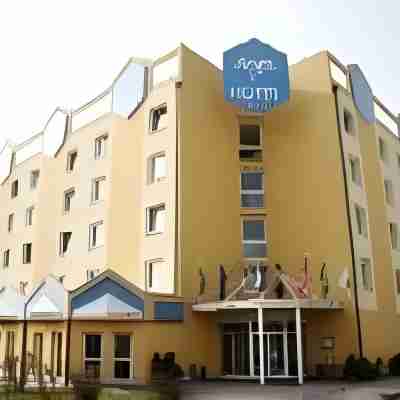 The Aries Hotel Hotel Exterior