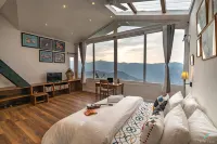 Zostel Homes Shimla - شرفة