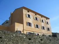 Hotel le Saint Jean Các khách sạn ở Rogliano