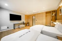 Yeongcheon Jungang Brown Dot Hotels in Yeongcheon-Si