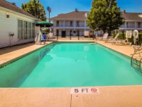 Quality Inn Seneca US-123 Hotels in Seneca