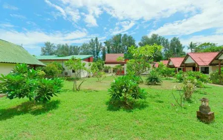 Golden Bay Cottage