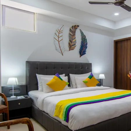 Hotel Divine India Noida Sector 135