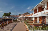 Coral Sands Hotel