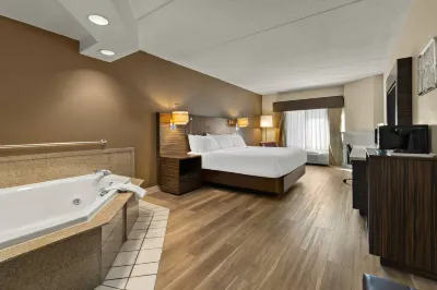 Ramada by Wyndham Harrisburg/Hershey Area Hotels near Kohl's