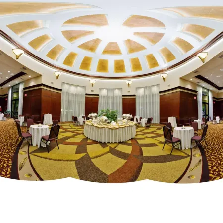 Crowne Plaza PROVIDENCE-WARWICK (AIRPORT) by IHG