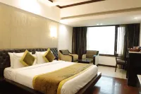 Hotel Saffron Leaf