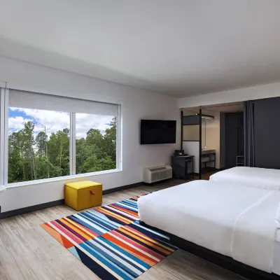 Aloft Little Rock West Hotels near Fellowship Bible Church